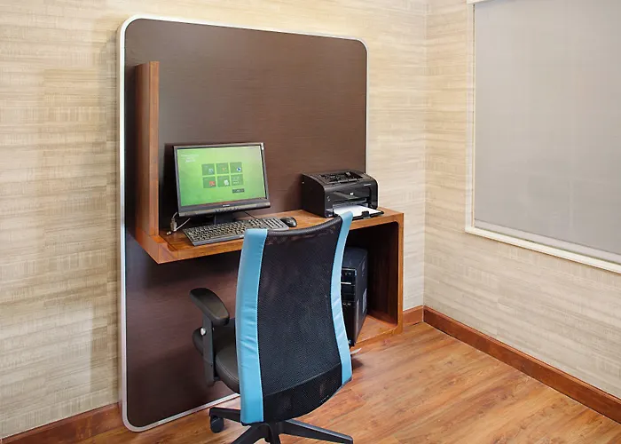 Towneplace Suites By Marriott Manchester-Boston Regional Airport